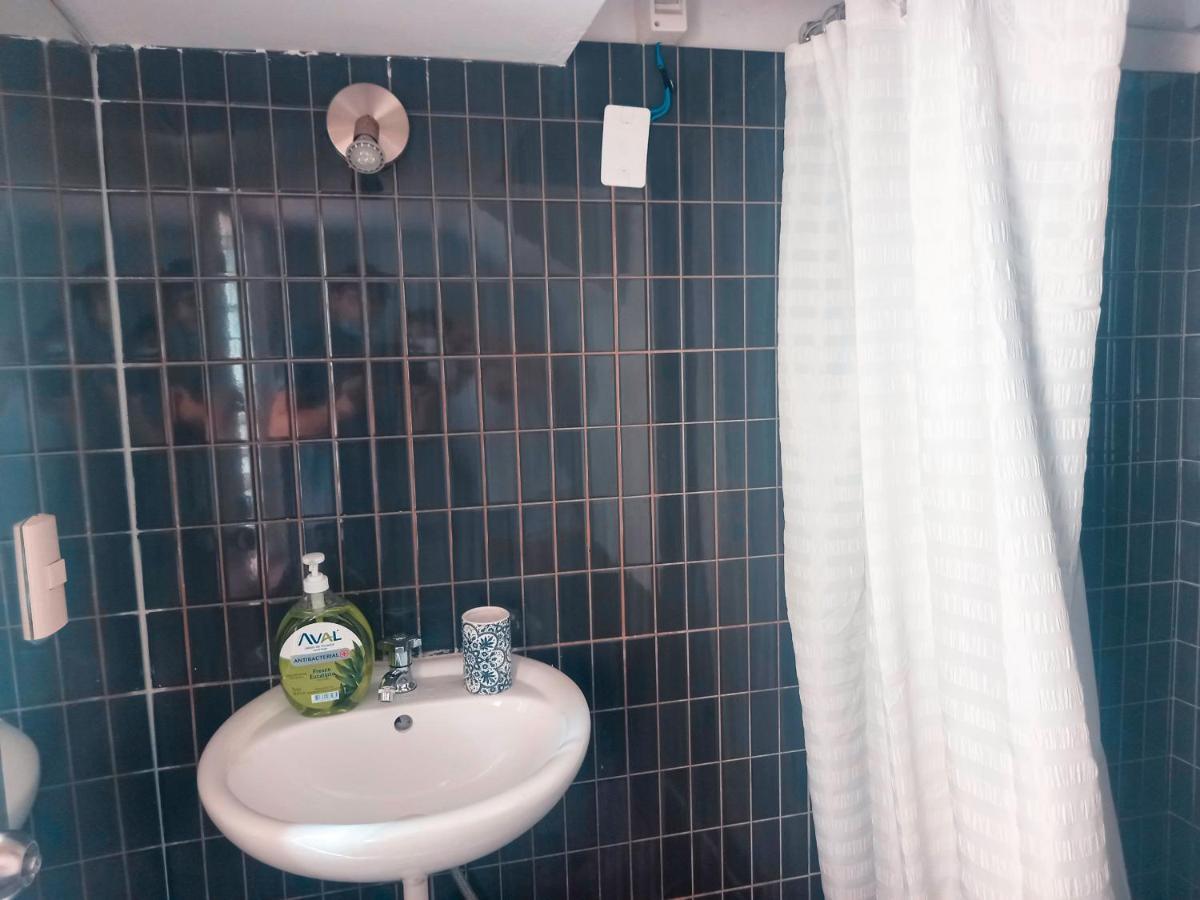 ☆miraflores Céntrico☆pequeño/tv Con Netflix *